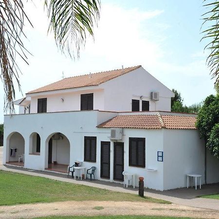 Hotel Club Santa Sabina Torre Santa Sabina Exterior foto